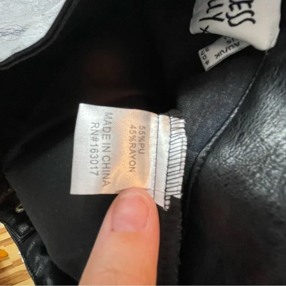 Princess Polly Black Vegan Leather Macey Straight Leg Pants - Picture 5 of 6